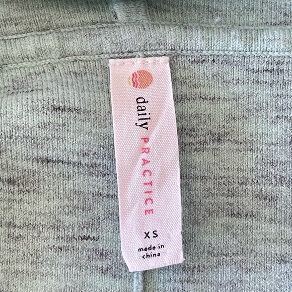 Anthropologie Daily Practice Short Sleeve Hooded Sweatshirt Tee Mint Green XS - Picture 9 of 11